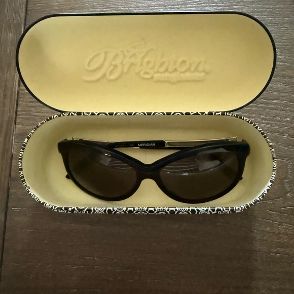 Brighton Meridian Sunglasses A12643 Black w/Silver Crystals $130 Retail - Picture 2 of 11